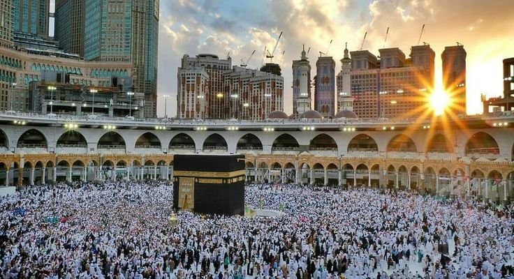 رحلات عمرة من المدينة المنورة إلى مكة المكرمة